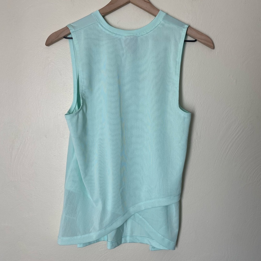 *SOLD* Nike Pro Dri-Fit Tank Top - Picture 3 of 4